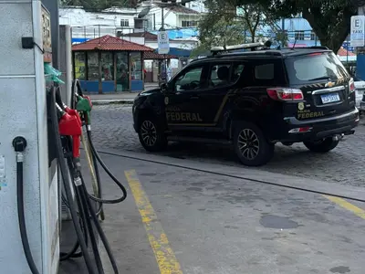 PF faz operação contra lavagem de dinheiro do jogo do bicho no Rio de Janeiro PF faz operação contra lavagem de dinheiro do jogo do bicho no Rio de Janeiro