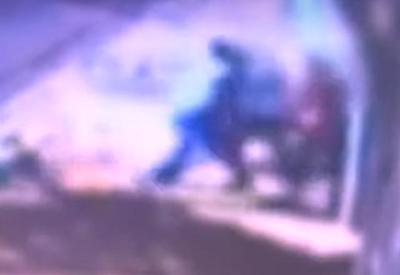 Latido de cachorro causa pancadaria entre vizinhos em São Paulo Latido de cachorro causa pancadaria entre vizinhos em São Paulo