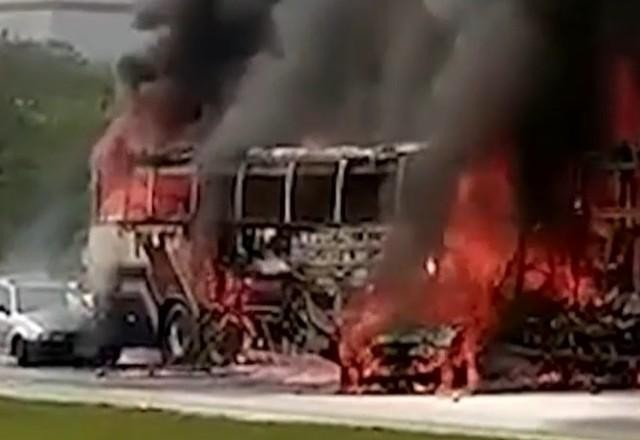 Imagem da noticia Seis pessoas morrem e sete ficam feridas em acidente na via Dutra