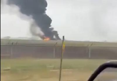 Avião do ex-piloto da Nascar Greg Biffle cai na Carolina do Norte e deixa mortos Avião do ex-piloto da Nascar Greg Biffle cai na Carolina do Norte e deixa mortos