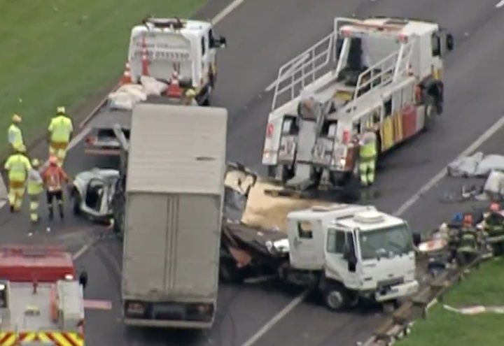 Imagem da noticia Grave acidente na Rodovia dos Bandeirantes deixa quatro mortos