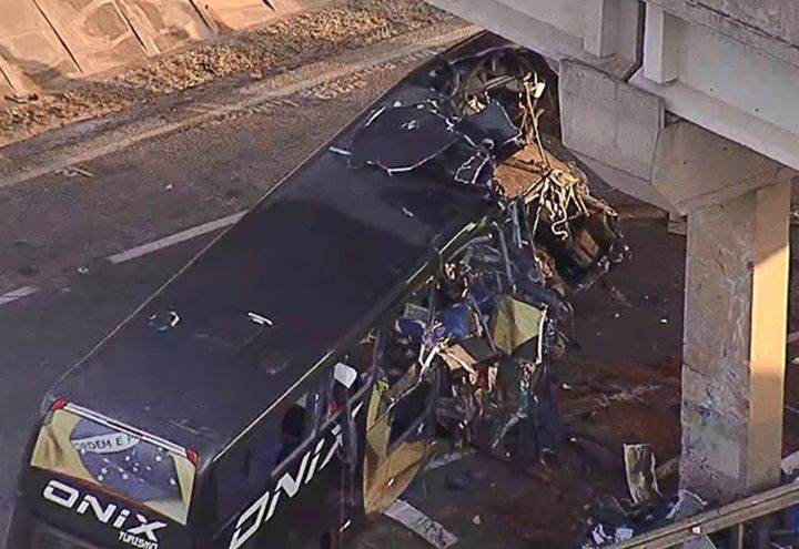 Imagem da noticia Itapetininga (SP): Menino de 2 anos perde oito parentes em acidente com ônibus