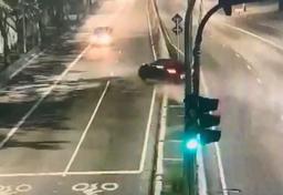 Imagem da notícia Motorista embriagado provoca grave acidente com Porsche na Zona Leste de SP