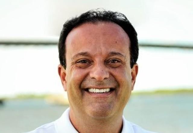 Imagem da noticia Ex-deputado é condenado a oito anos de prisão