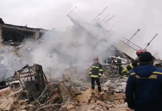 Imagem da noticia Zelensky diz que aeroporto civil de Vinnytsia foi destruído
