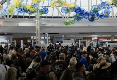 EUA reduzem número de voos após paralisação do governo afetar controladores aéreos EUA reduzem número de voos após paralisação do governo afetar controladores aéreos