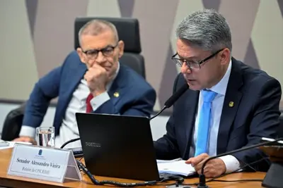 CPI do Crime Organizado rejeita relatório final que pede indiciamento de ministros do STF e PGR CPI do Crime Organizado rejeita relatório final que pede indiciamento de ministros do STF e PGR