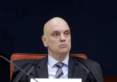 Moraes autoriza cirurgia de Bolsonaro após laudo da PF Moraes autoriza cirurgia de Bolsonaro após laudo da PF