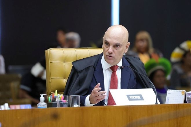 Imagem da noticia Moraes pede que PGR se manifeste sobre pedido de prisão de Eduardo Bolsonaro em até 5 dias