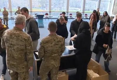 França e Alemanha ampliam serviço militar em meio à tensão com Rússia França e Alemanha ampliam serviço militar em meio à tensão com Rússia