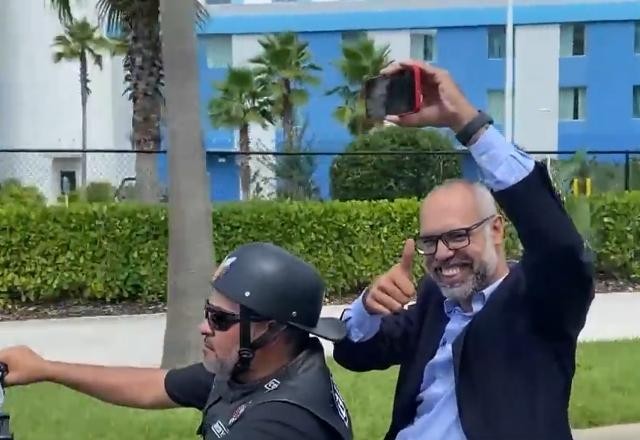 Imagem da noticia Cármen Lúcia pede manifestação à PGR sobre notícia-crime contra Bolsonaro
