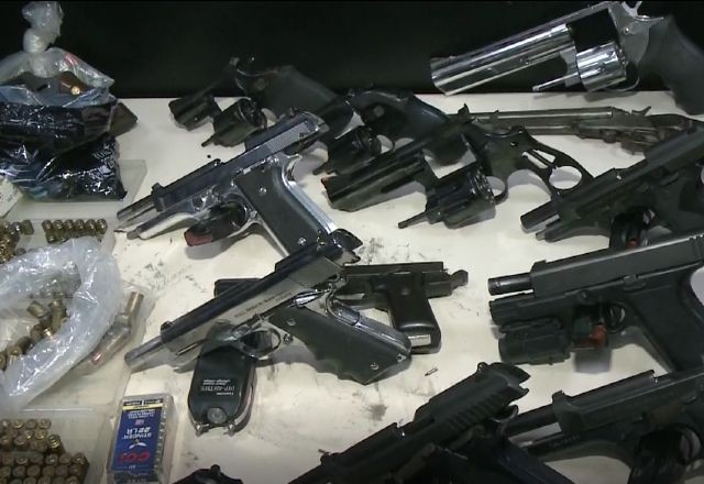 Imagem da noticia Polícia Civil do Paraná desmonta quadrilha que abastecia facções com drogas e armas