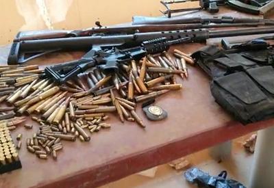 Dono de arsenal encontrado em SP faz parte de quadrilha de Guarapuava Dono de arsenal encontrado em SP faz parte de quadrilha de Guarapuava