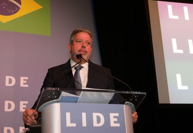 Imagem da noticia "Não foi por picuinha", diz Lira sobre derrubada de decretos de Lula