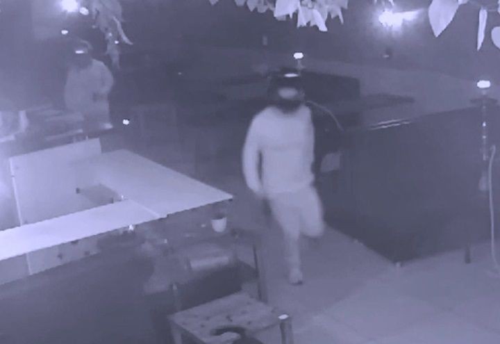 Imagem da noticia Atentado a tiros em tabacaria fere três militares do Exército