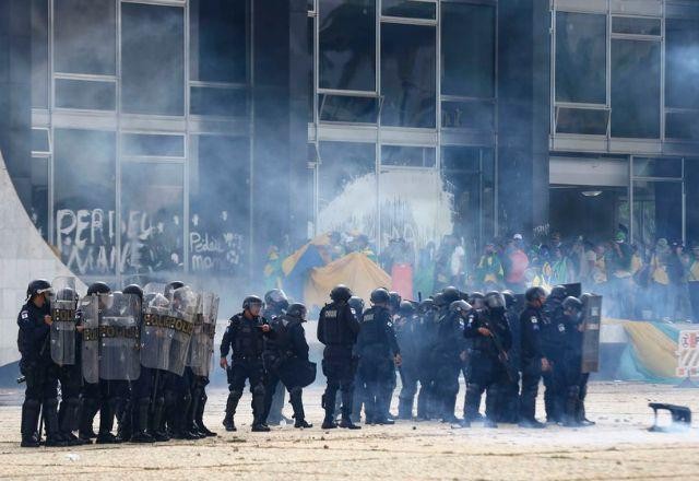 Imagem da noticia PF ouve depoimento de militares sobre atos do dia 8 de janeiro