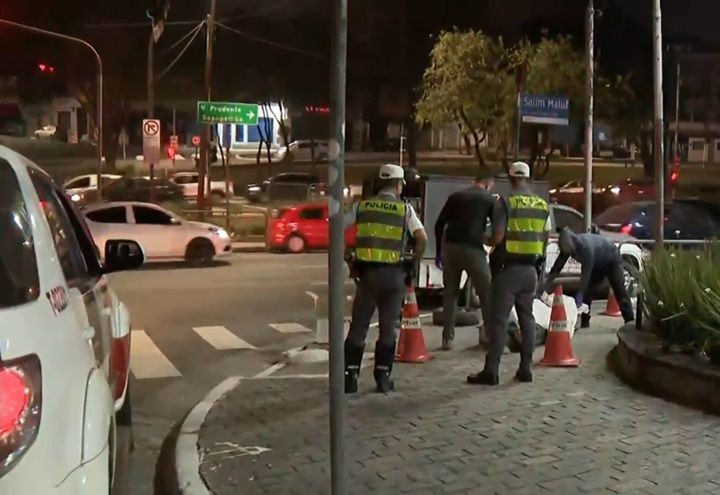 Imagem da noticia Homem morre atropelado em avenida na zona leste de SP