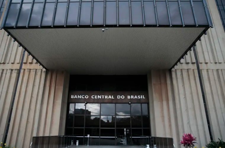 Imagem da noticia Copom corta taxa Selic em 0,25 ponto e juros vão a 10,5% ao ano