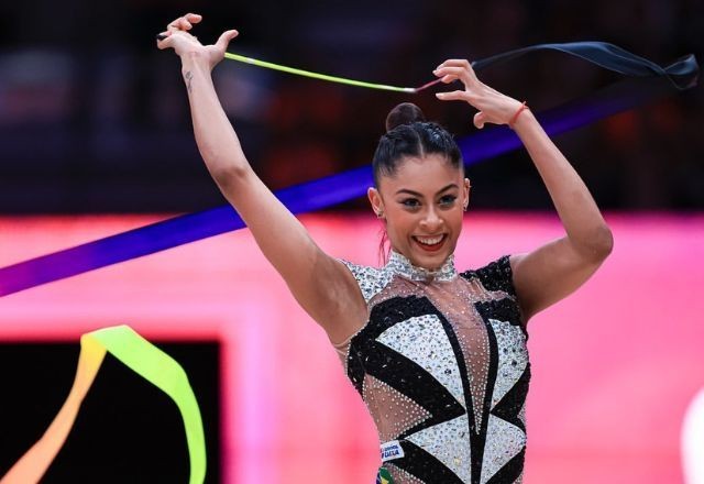 Imagem da noticia Conheça Bárbara Domingos: A promessa que coloca o Brasil no holofote da ginástica rítmica na Olimpíada