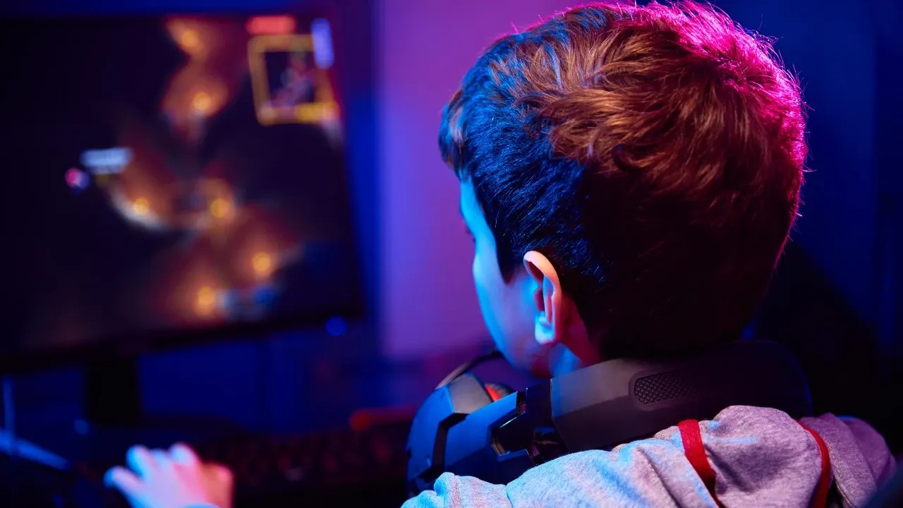 Imagem da noticia Roblox passa a exigir verificação de idade para acesso ao chat em todo o mundo