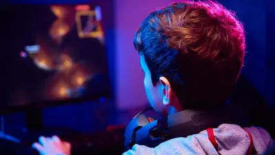 Roblox passa a exigir verificação de idade para acesso ao chat em todo o mundo Roblox passa a exigir verificação de idade para acesso ao chat em todo o mundo