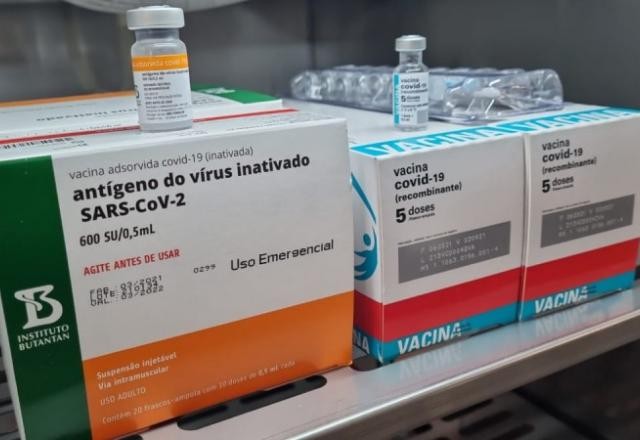 Imagem da noticia Qual é a eficácia e duração das vacinas CoronaVac e AstraZeneca?