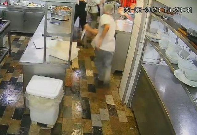 Imagem da noticia RJ: Cozinheiro esfaqueia colega de trabalho em restaurante