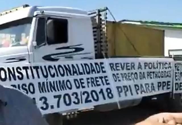 Imagem da noticia Greve dos caminhoneiros não fechou rodovias federais