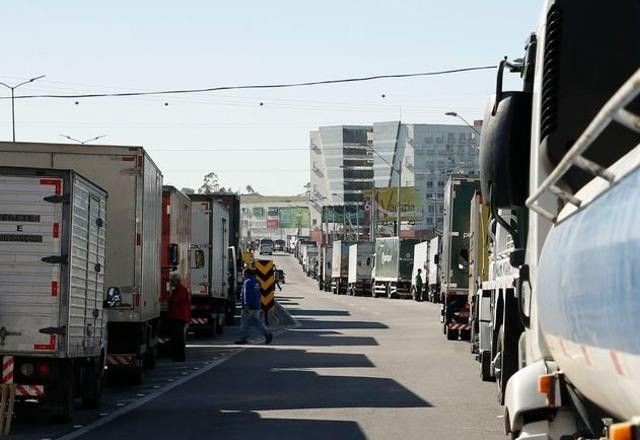Imagem da noticia Exame toxicológico: motoristas profissionais têm prazo prorrogado pelo Contran