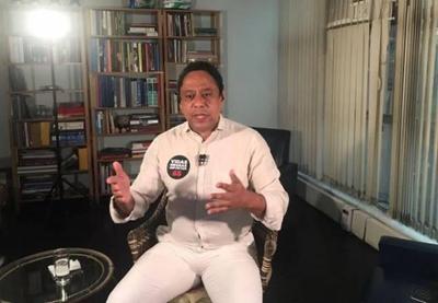 Orlando Silva denuncia ataques racistas pelas redes sociais Orlando Silva denuncia ataques racistas pelas redes sociais