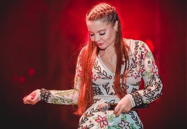 Imagem da noticia Avião que levava a cantora Maiara, da dupla com Maraisa, faz pouso forçado