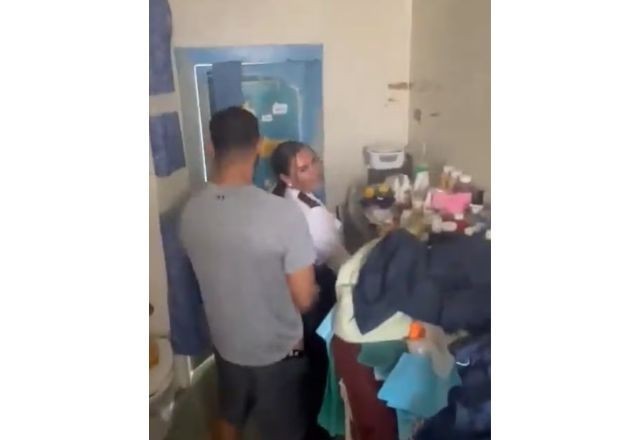 Imagem da noticia Carcereira brasileira é condenada a 15 meses de prisão em Londres por relação sexual com preso