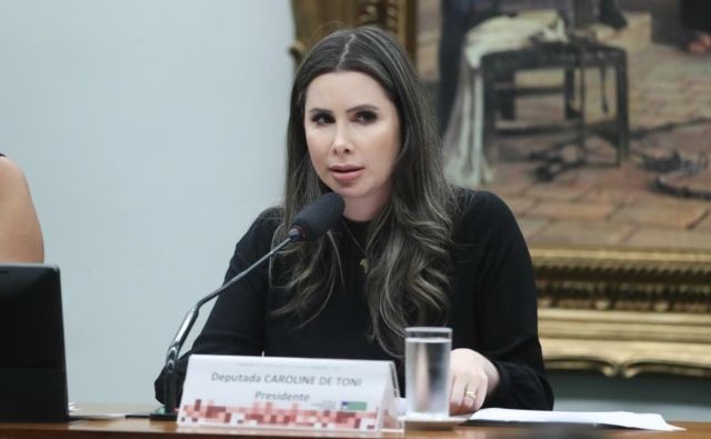 Imagem da noticia Caroline de Toni defende projeto sobre armas de fogo em contraponto ao governo Lula