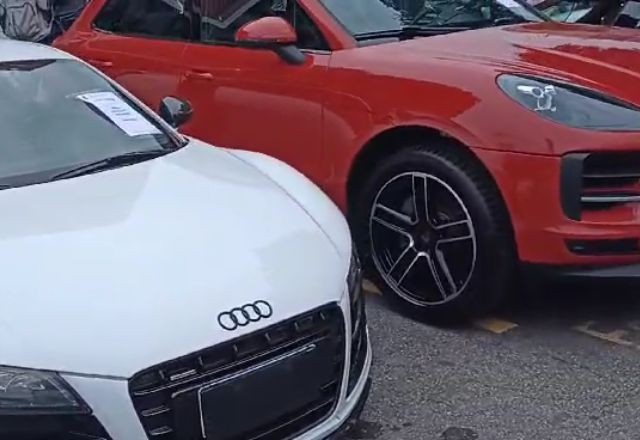 Imagem da noticia Polícia apreende 83 carros de luxo sob suspeita de lavagem de dinheiro pelo crime organizado
