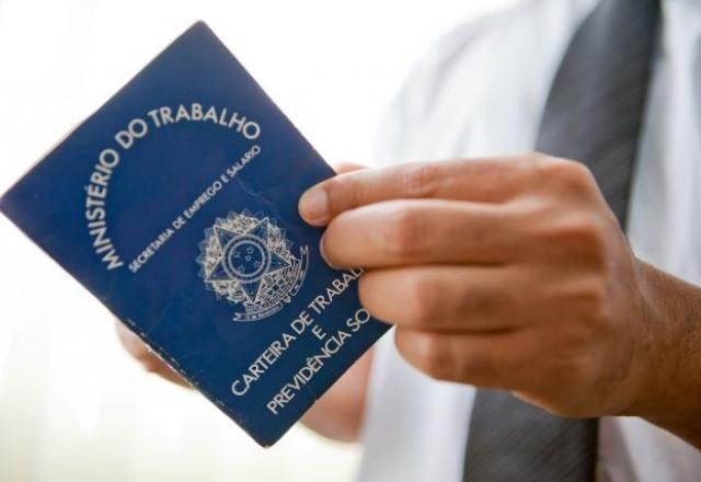 Imagem da noticia É possível comprovar tempo de trabalho sem ter carteira assinada? Entenda