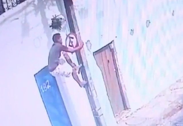 Imagem da noticia Casa do cantor Alceu Valença, em Olinda (PE), é invadida e furtada