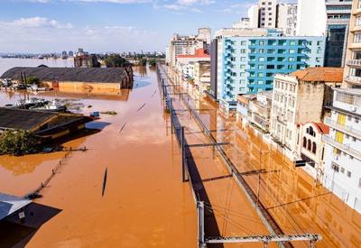 Rio Guaíba está quase 2,3 metros acima do limite de inundação