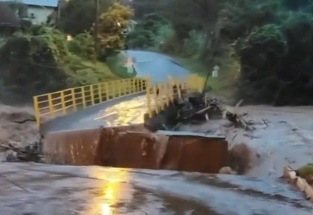 Imagem da noticia Sobe para 10 o número de mortos após temporal no RS; 21 estão desaparecidos