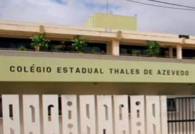Imagem da noticia Colégio estadual repudia intimação de professora "por esquerdismo"