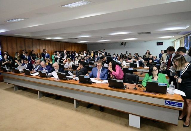 Imagem da noticia Comissão do Senado aprova pagamento de pedágios com cartões e Pix