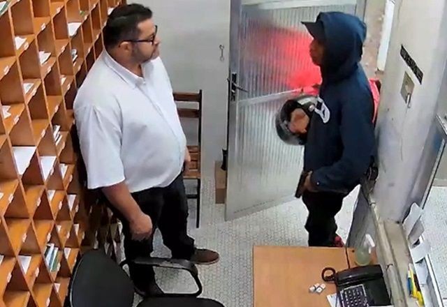 Imagem da noticia Homem que fingiu ser entregador e matou porteiro é condenado