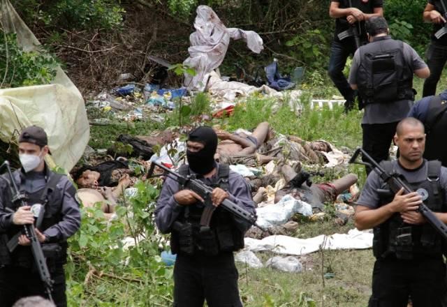 Imagem da noticia Polícia diz que parte dos mortos no Salgueiro é de quadrilha do tráfico