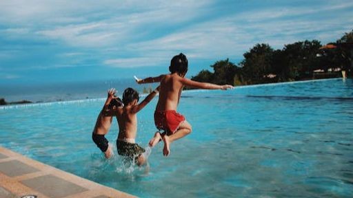 Imagem da noticia Verão, piscina e mar: 20% das vítimas de afogamento no Brasil são crianças