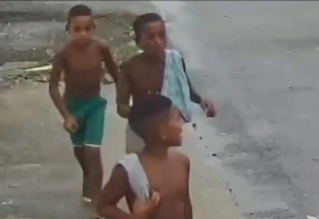 Imagem da noticia Um ano depois, corpos de meninos de Belford Roxo não foram localizados