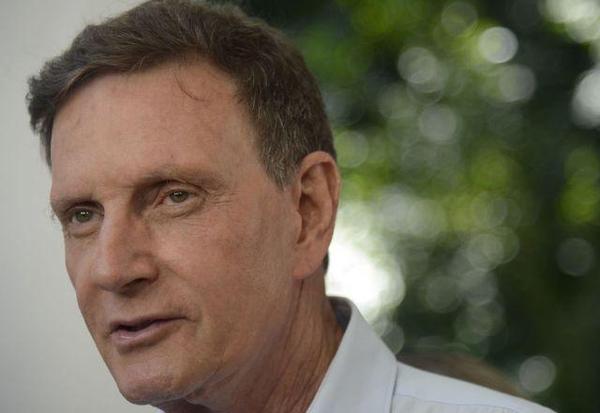 Imagem da notícia: Mesmo rompido com PT, Marcelo Crivella faz campanha por Jorge Messias no STF