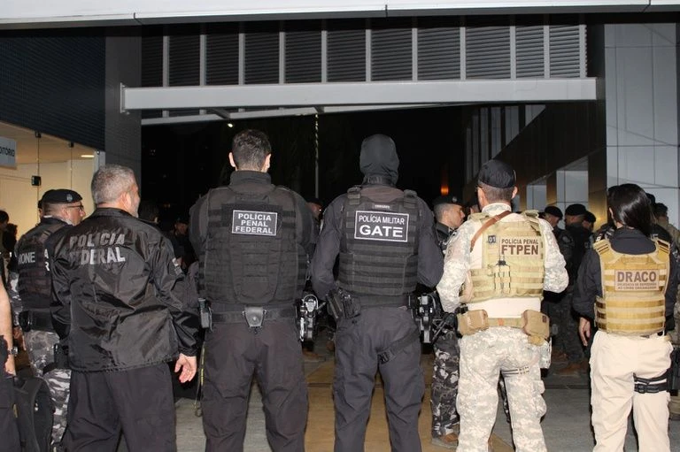 Imagem da noticia PF faz megaoperação em 16 estados no dia em que Lula lança plano contra crime organizado