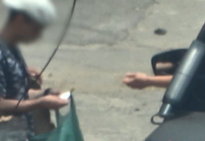 Imagem da noticia "Drive-thru" da droga: reportagem do SBT flagra venda de entorpecentes em uma das regiões mais ricas de São Paulo