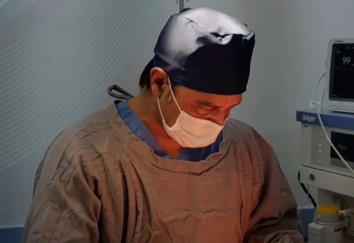 Imagem da noticia Morte em cirurgia para hidrolipo: médico já tinha sido denunciado por 20 pacientes em 2022