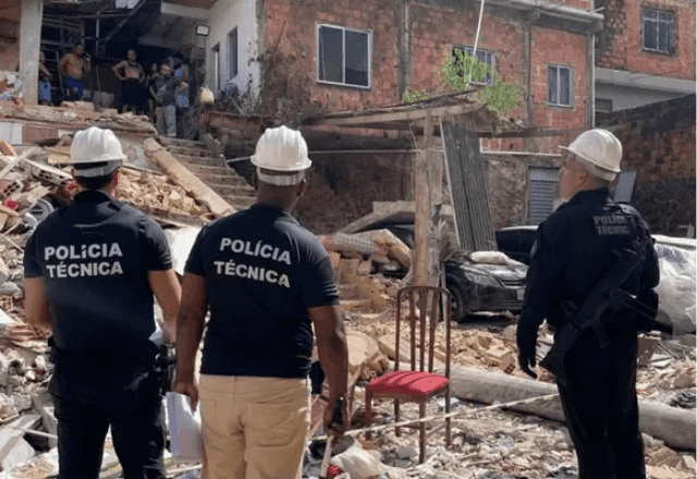 Imagem da noticia Vítimas de desabamento de prédio em Salvador são identificadas pela polícia