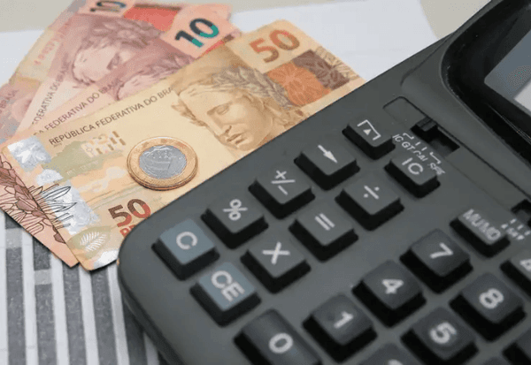 Imagem da notícia: A economia do bolso apertado. O que vai realmente determinar seu poder de compra em 2026?